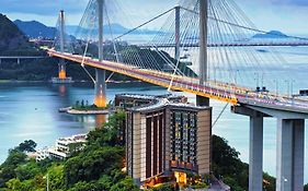 โรงแรมรอยัลวิว